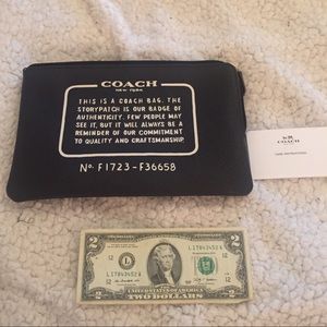 COACH WRISTLET - BLACK